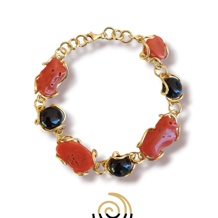 bracciale in argento dorato con corallo rosso