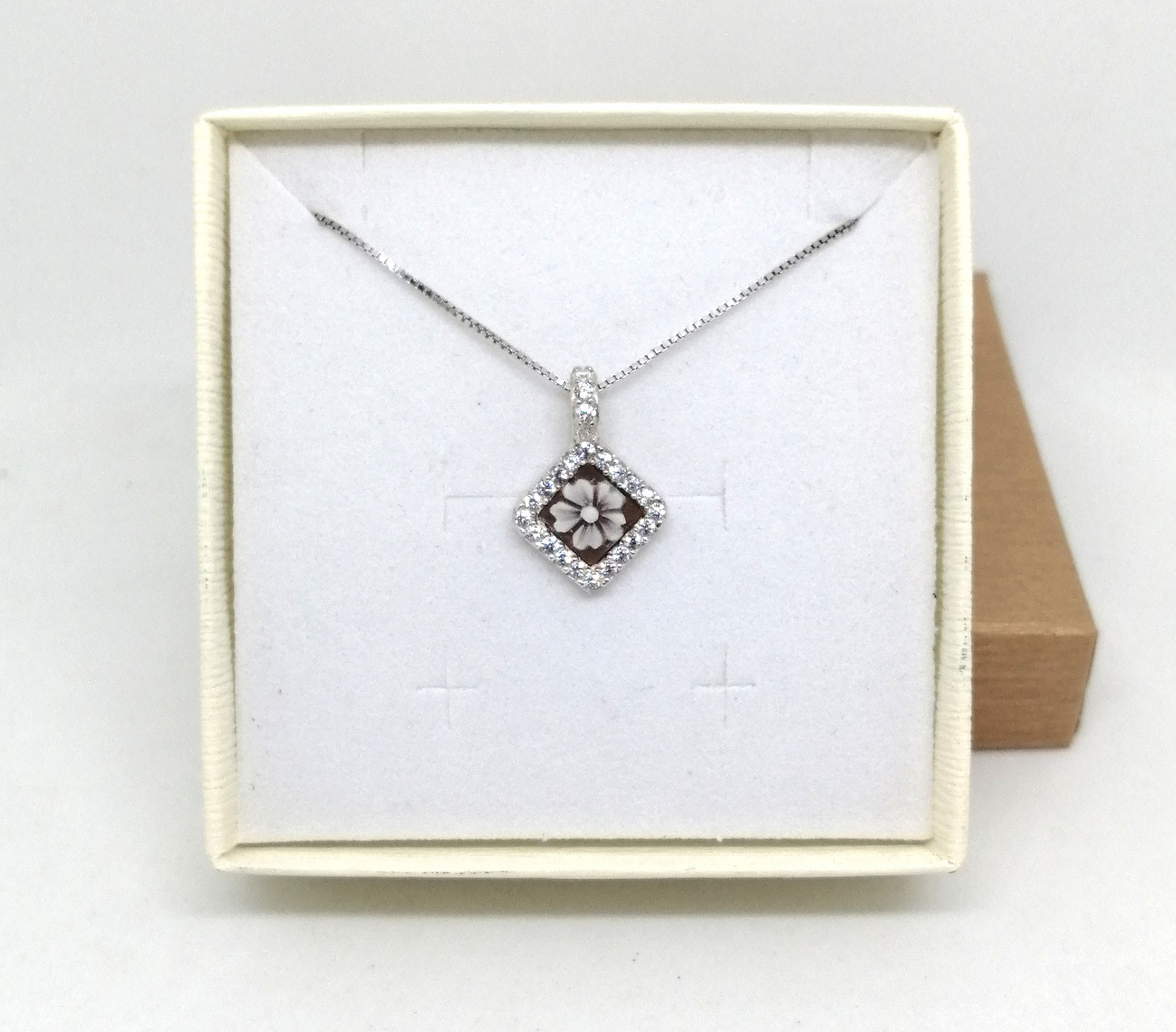 Collana Con Ciondolo Fiore Del Mese Di Nascita In Acciaio Inox, Gioiello Personalizzato Con Pietra Colorata A Goccia D'olio, Regalo Significativo Per Amiche E Ragazze