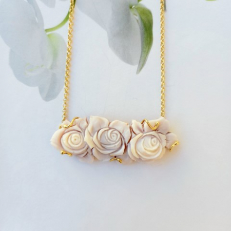 Collier cameo a fiori