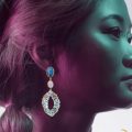 orecchini con cammei floreali e cabochon di kunzite e cianite