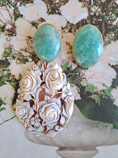 orecchini con grande cammeo